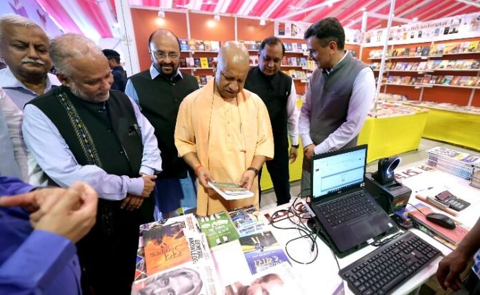 सीएम योगी सीएम योगी