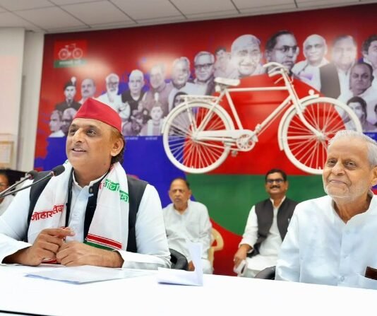 निवेश का झूठा प्रचार करती है भाजपा सरकार, अखिलेश ने साधा योगी आदित्यनाथ पर निशाना अखिलेश यादव