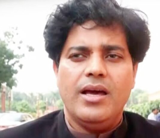 मस्जिद ध्वस्तीकरण पर इमरान प्रतापगढ़ी ने योगी सरकार से पूछा, तो अब मुसलमानों पर अत्याचार के नाम पर मांगोगे वोट इमरान प्रतापगढ़ी