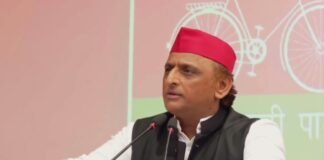 अखिलेश यादव
