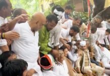 CEC ज्ञानेश कुमार के खिलाफ सड़कों पर उतरी कांग्रेस, लखनऊ समेत देशभर में प्रदर्शन कांग्रेस का प्रदर्शन