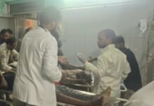 भारी बारिश से रहीमाबाद में गिरा मकान, भाई-बहन सहित पिता घायल भारी बारिश
