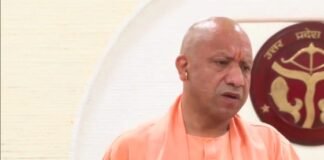 अब CM योगी ने लगाया आरोप, संवैधानिक संस्थाओं को कमजोर कर रहे विपक्षी दल सीएम योगी