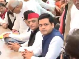 राज्यसभा चुनाव के लिए सपा से रामगोपाल यादव व धनराज नाथवानी ने किया नामांकन राज्यसभा चुनाव