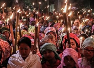 मणिपुर: राहत कैंपों में संदिग्ध परिस्थितियों में बड़ी संख्या मे हुई लोगों की मौतों पर सुप्रीम कोर्ट सख्त, मांगी विस्तृत रिपोर्ट मणिपुर