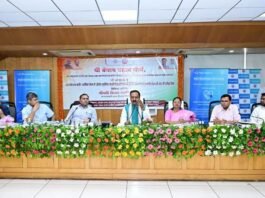 अधिकारियों से बोले केशव मौर्या, यूपी की तीन करोड़ महिलाओं को स्वयं सहायता समूहों से जोड़ना है टारगेट एक करोड़ लखपति दीदी
