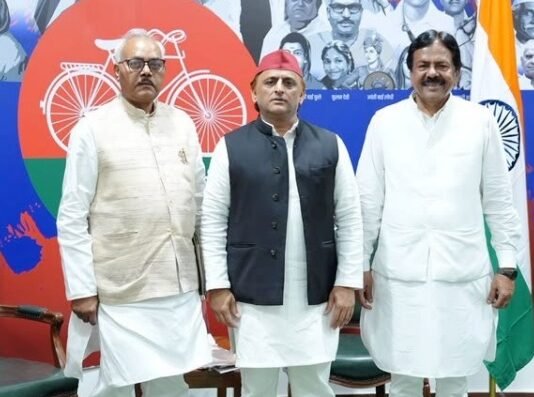 सपा ने विधान परिषद में बदला नेता प्रतिपक्ष, लाल बिहारी यादव की जगह लेंगे जासमीर अंसारी जसमीर अंसारी