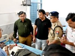 यूपी में माता के दर्शन कर लौट रहे ज्योत पदयात्रियों को कैंटर ने रौंदा, चार श्रद्धालुओं की दर्दनाक मौत, 15 घायल कैंटर ने रौंदा