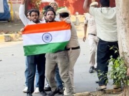 प्रदर्शन करने जंतर-मंतर पहुंचे CJP के सौरव दास, आशुतोष रांका को पुलिस ने हिरासत में लिया सीजेपी