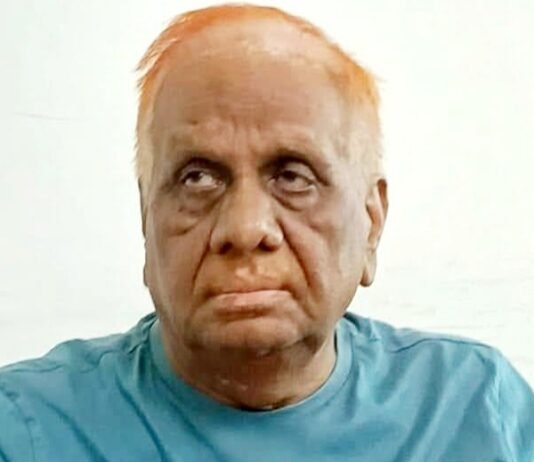पूर्व आइएएस योगेश कुमार।