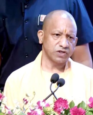 नागरिक संतुष्टि ही लोकसेवक का रिपोर्ट कार्ड: CM योगी सीएम योगी