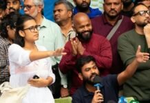 संयुक्त प्रेसवार्ता में दीपके ने कहा, देश में तिरंगा लहराना भी बना अपराध, नेहा बोरा व प्रकाश राज ने भी उठाया मोदी सरकार पर सवाल सयुंक्त प्रेसवार्ता