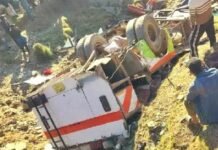 उधमपुर में सौ फीट खाई में गिरी यात्री बस, महिला- बच्ची की मौत, 16 लोग घायल उधमपुर