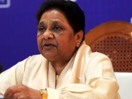 राजनीत में आरोपों का गिरता स्तर अति चिंतनीय, मायावती ने इशारों में कसा खड़गे पर तंज मायावती